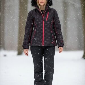 NWOT Trespass Technical Performance TP75 Jacket